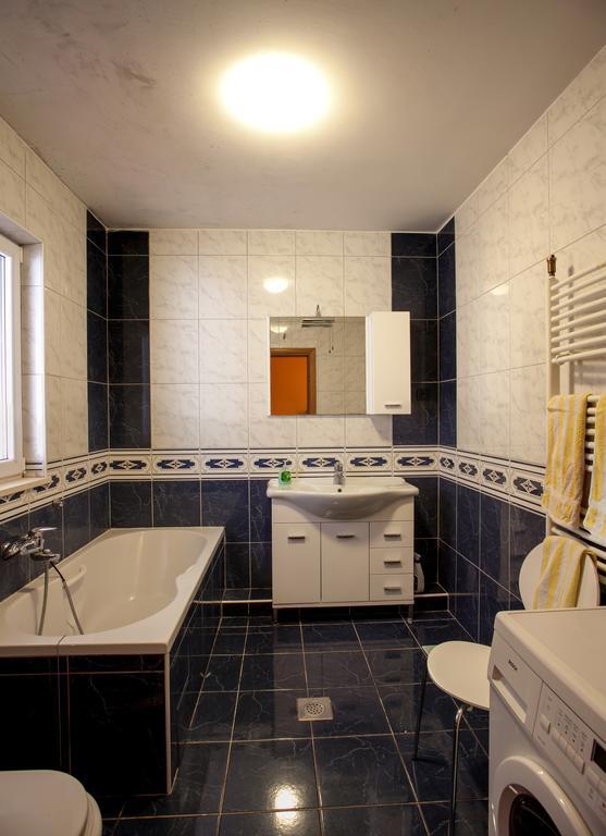Apartments Tino Makarska Room photo