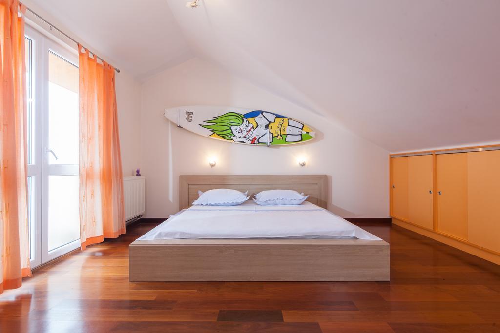 Apartments Tino Makarska Room photo